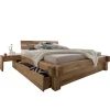 Bett Samira