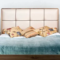 Doppelbett mit Nachtkonsolen Ledro
