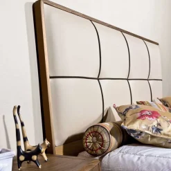 Doppelbett mit Nachtkonsolen Ledro