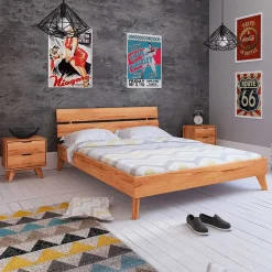 Holz Doppelbett Stenov