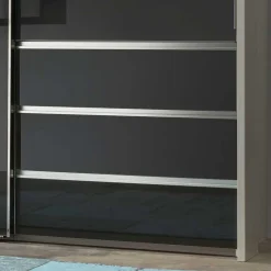 Kleiderschrank Bakina