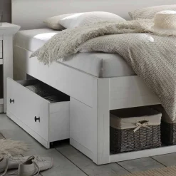 Landhaus Doppelbett Pantina