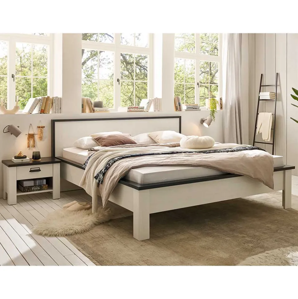 Landhausstil Doppelbett Dionada
