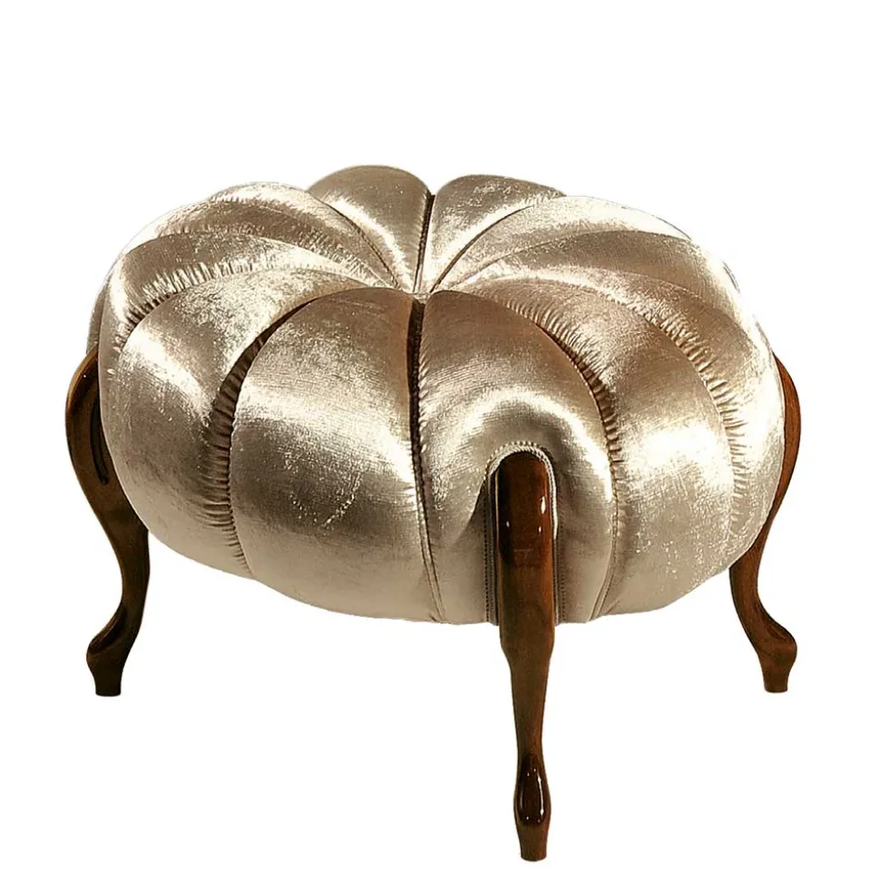 Prunkhocker Nevanna
