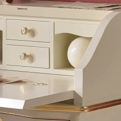 Sekretär Lotresca